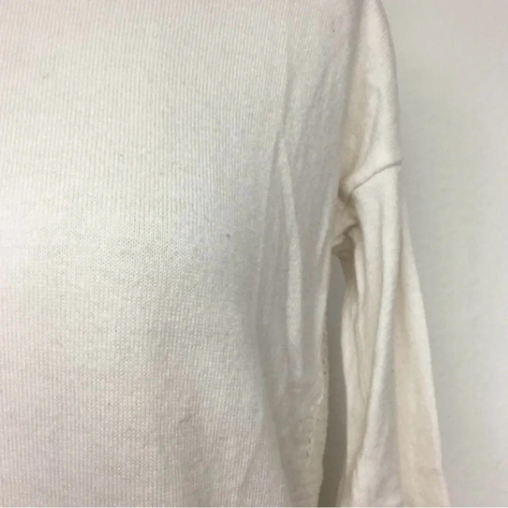 3/$25 Banana Republic Women Cream Perforated Back Knit Sweater Size Small Preppy
